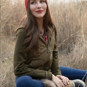 Like New Evys Tree Scout Puffer Vest